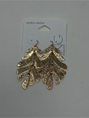 Icing Gold Textured Layered Leaf Drop Earrings